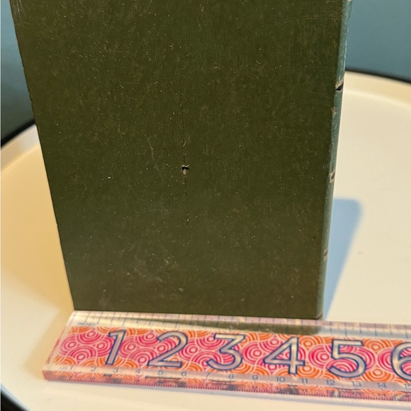 Wooden Painted Bookend With 3 Built In Drawers, In Excellent Condition - Picture 7 of 8